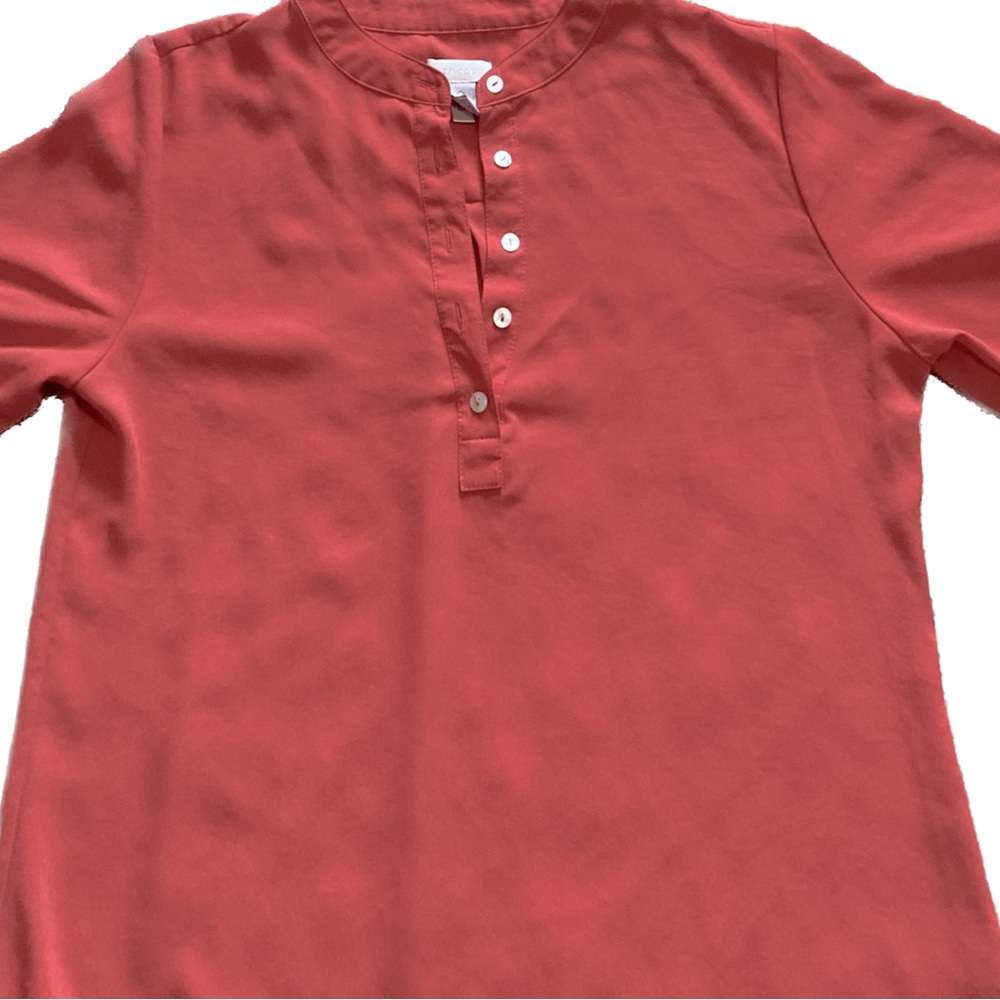 Chico’s Size 0 (Small) Pink Short Sleeved Blouse /Button Collar /Folded sleeves